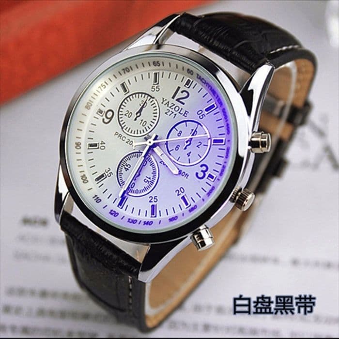 ট্রেন্ডি মেন’স ওয়াচ –সিম্পল কিন্তু স্টাইলিশ!