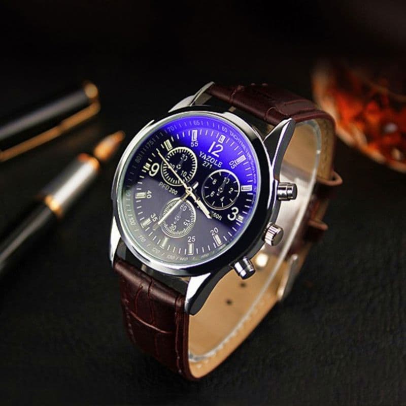 ট্রেন্ডি মেন’স ওয়াচ –সিম্পল কিন্তু স্টাইলিশ!